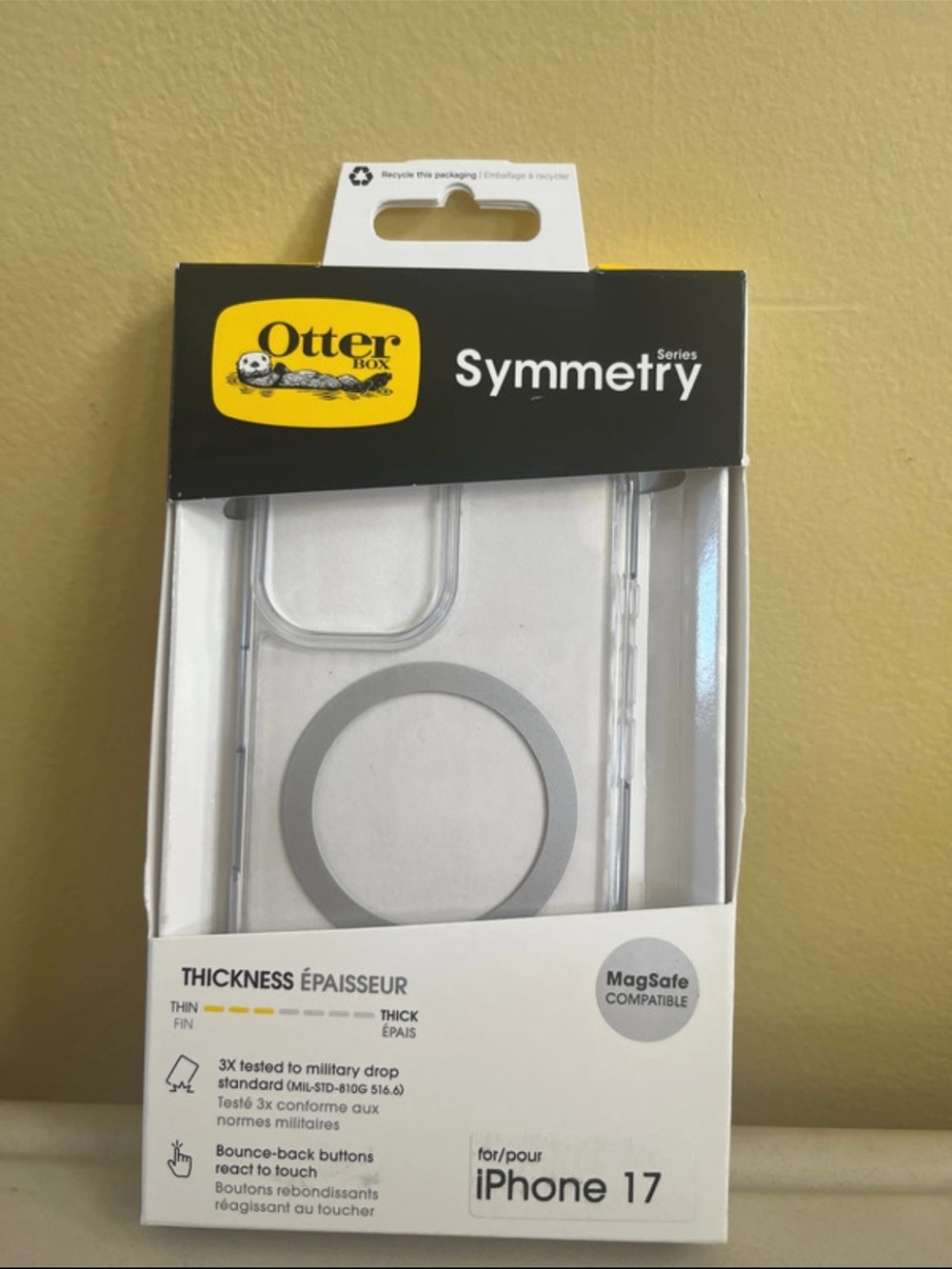 NIB Otterbox I-Phone Symmetry Series Case for Magsafe With Camera Control Clear